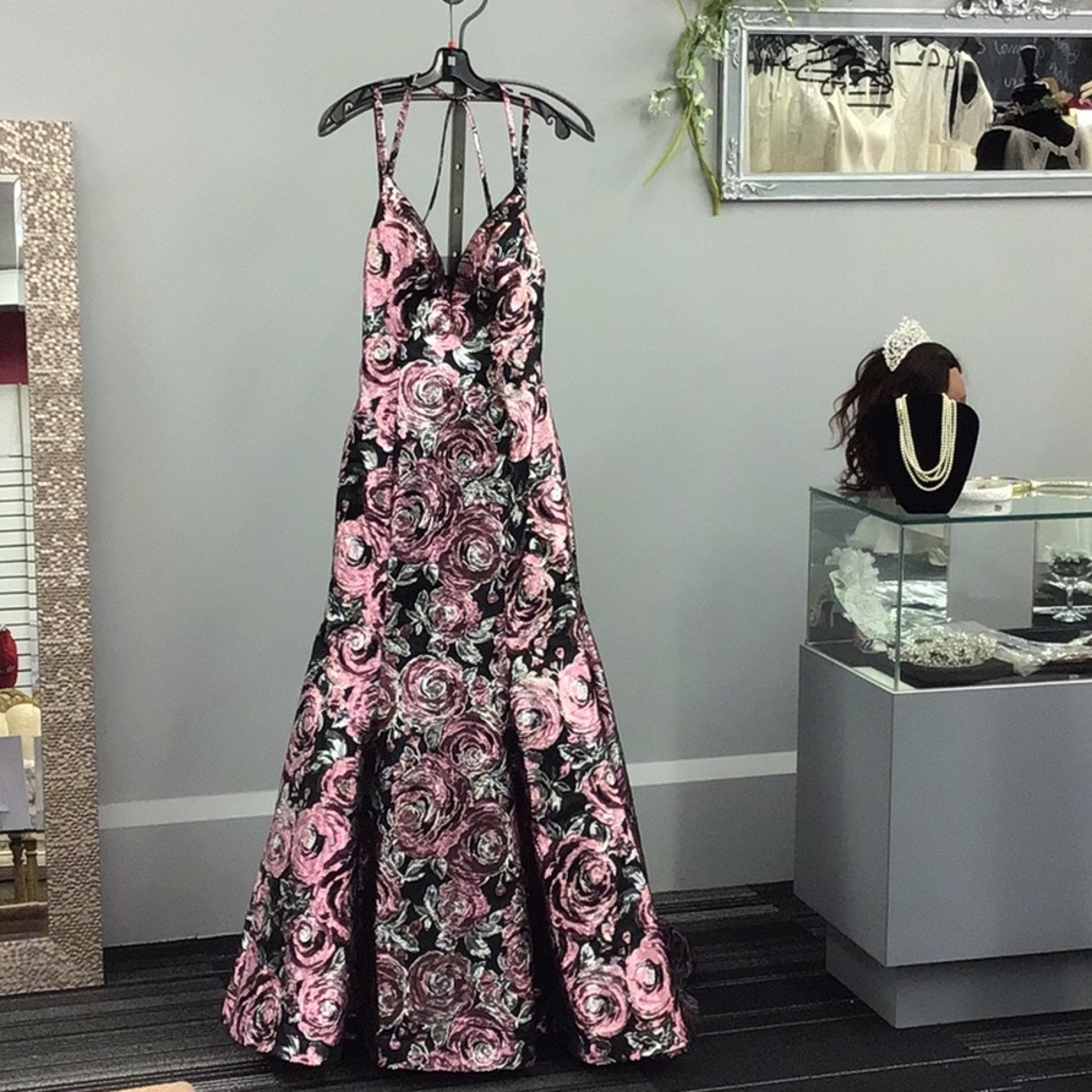 Chic Floral Pink and Black Prom Gown